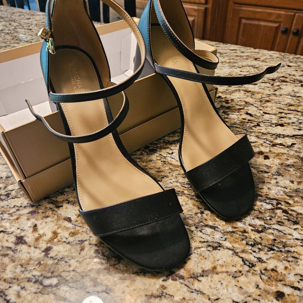 Ladies Dress Sandals